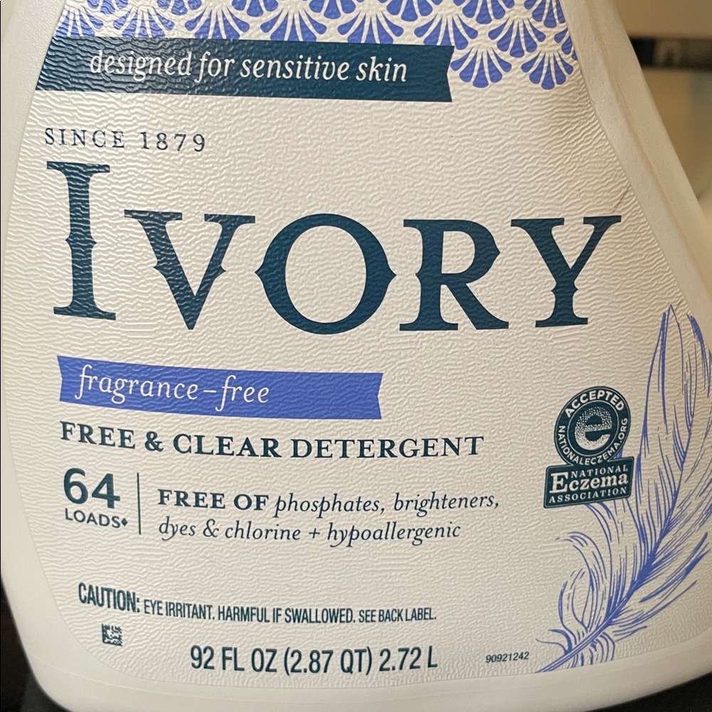 Ivory Laundry Detergent - 92oz 64 Loads Bottle Fragrance Free for Sensitive Skin - Picture 3 of 6